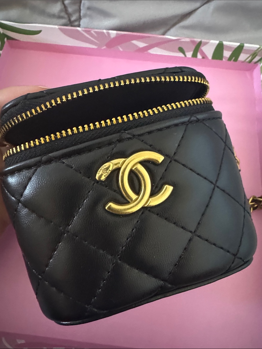 CHANEL Black Quilted Mini Vanity Bag with Gold CC Hardware - Picture 4 of 8
